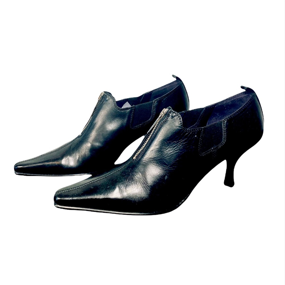 Donald J. Pliner Black Leather Linn Booties